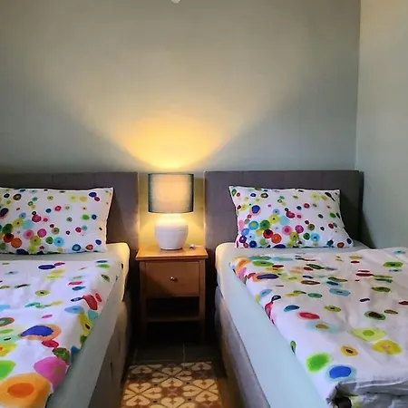 A La Maison Nah Lejlighed